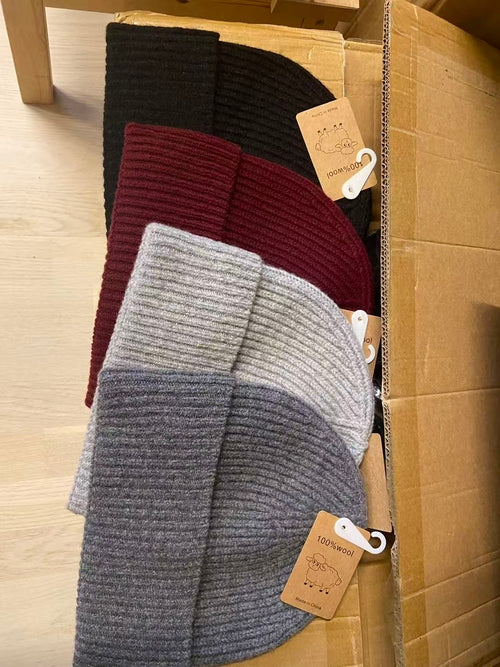 Unisex 100% wool hat