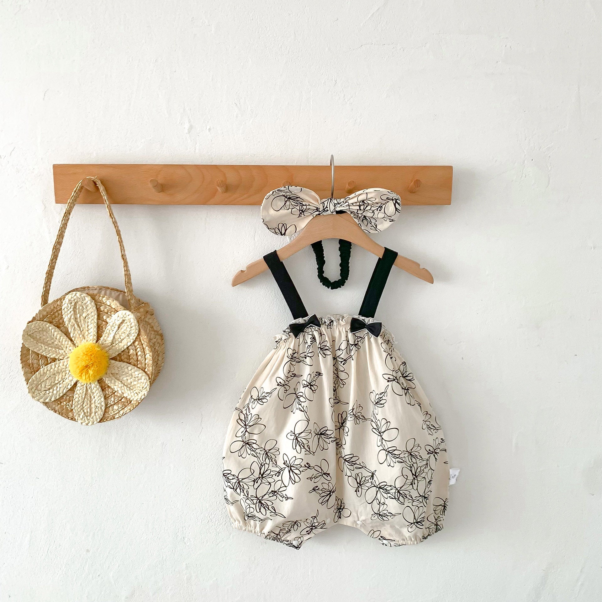 Summer Design Baby Girls Abstract Floral Pattern Sleeveless Strap Onesies